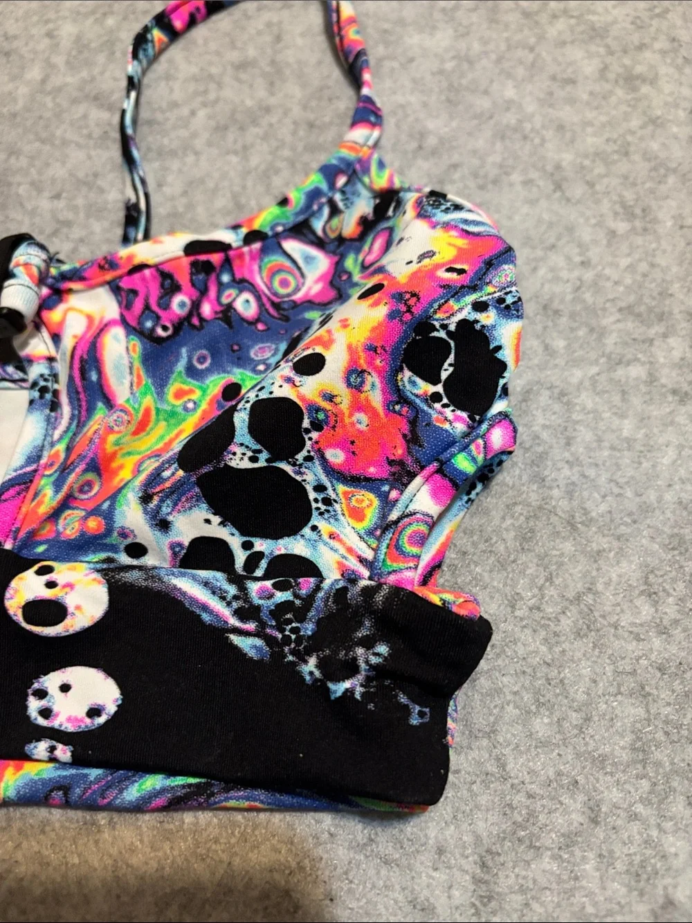 iHeartRaves Trippy Drip Oil Spill Psychedelic Multicolor Buckle Cutout Rave Top - Picture 3 of 7